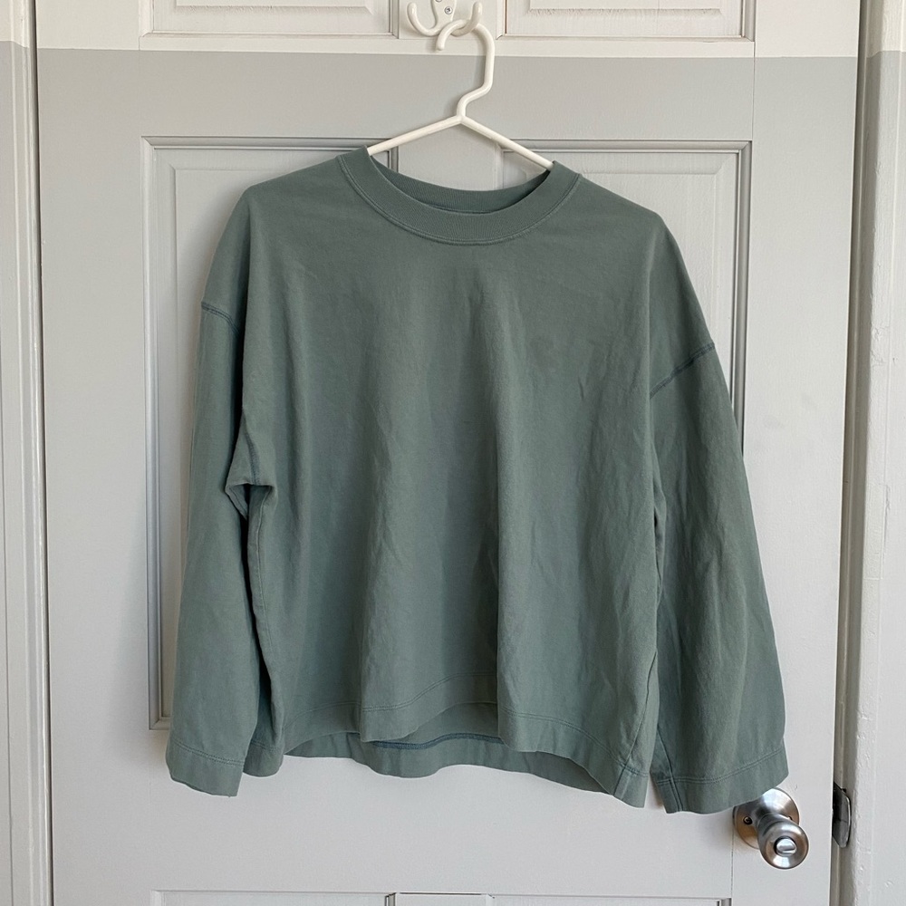 Uniqlo oversized crop sleeve cotton tshirt